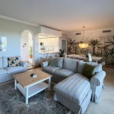 Beachside Ground Floor La Perla De La Bahia,