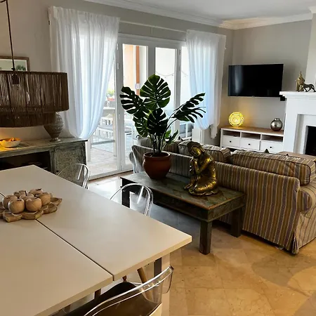 Beachside Ground Floor La Perla De La Bahia, *